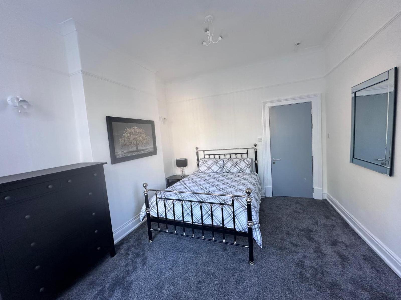 @22 Birkenhead Exterior foto